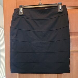 Basic House Black Women's Skirt With Elastic
